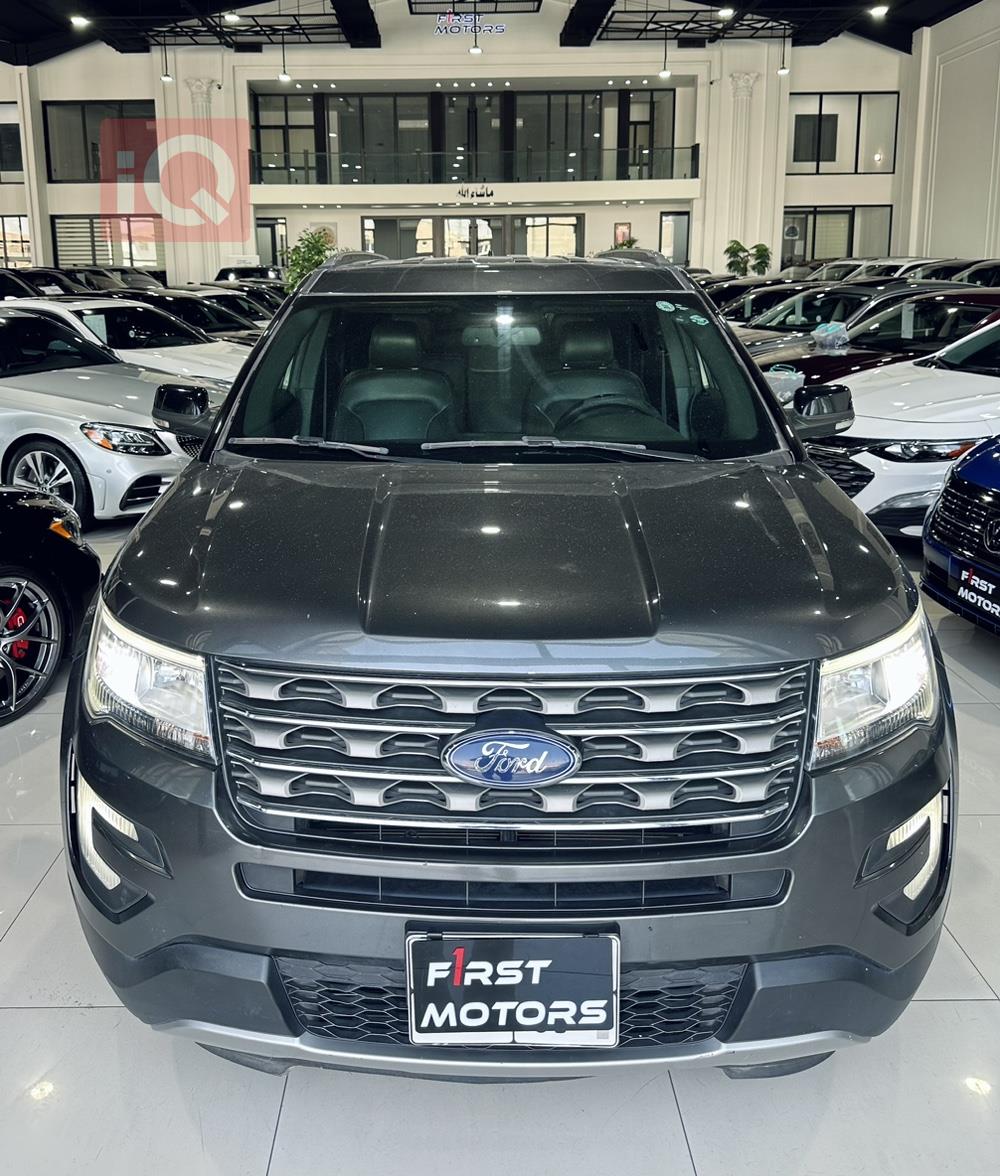 Ford Explorer